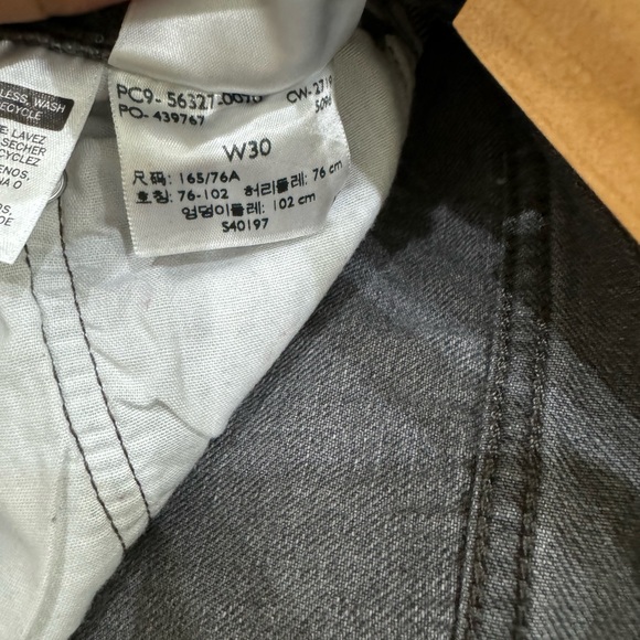 Levi’s Distressed Jean Shorts in Black - Picture 6 of 7